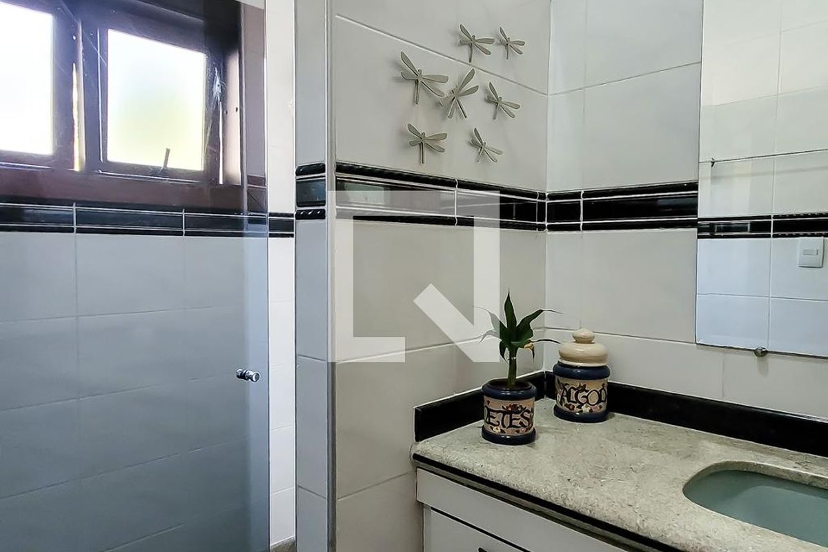 Casa à Venda - Mansões Santo Antônio, 4 Quartos,  350 m2 em , Campinas - sp | SoloBR