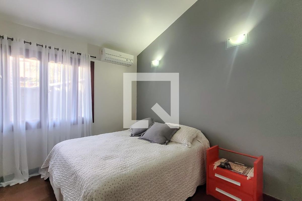 Casa à Venda - Mansões Santo Antônio, 4 Quartos,  350 m2 em , Campinas - sp | SoloBR