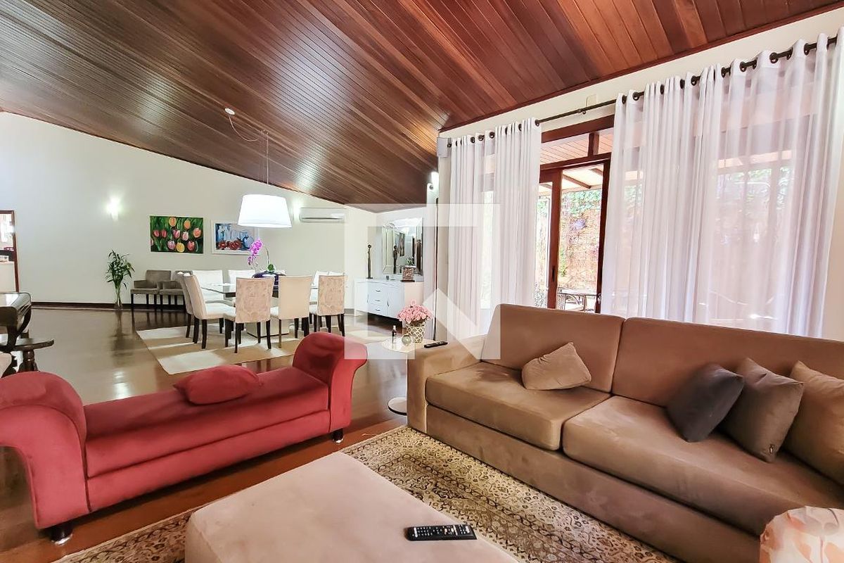Casa à Venda - Mansões Santo Antônio, 4 Quartos,  350 m2 em , Campinas - sp | SoloBR