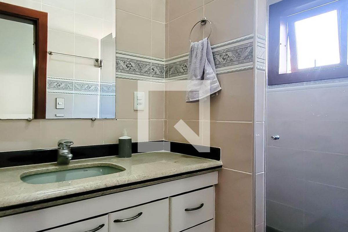 Casa à Venda - Mansões Santo Antônio, 4 Quartos,  350 m2 em , Campinas - sp | SoloBR
