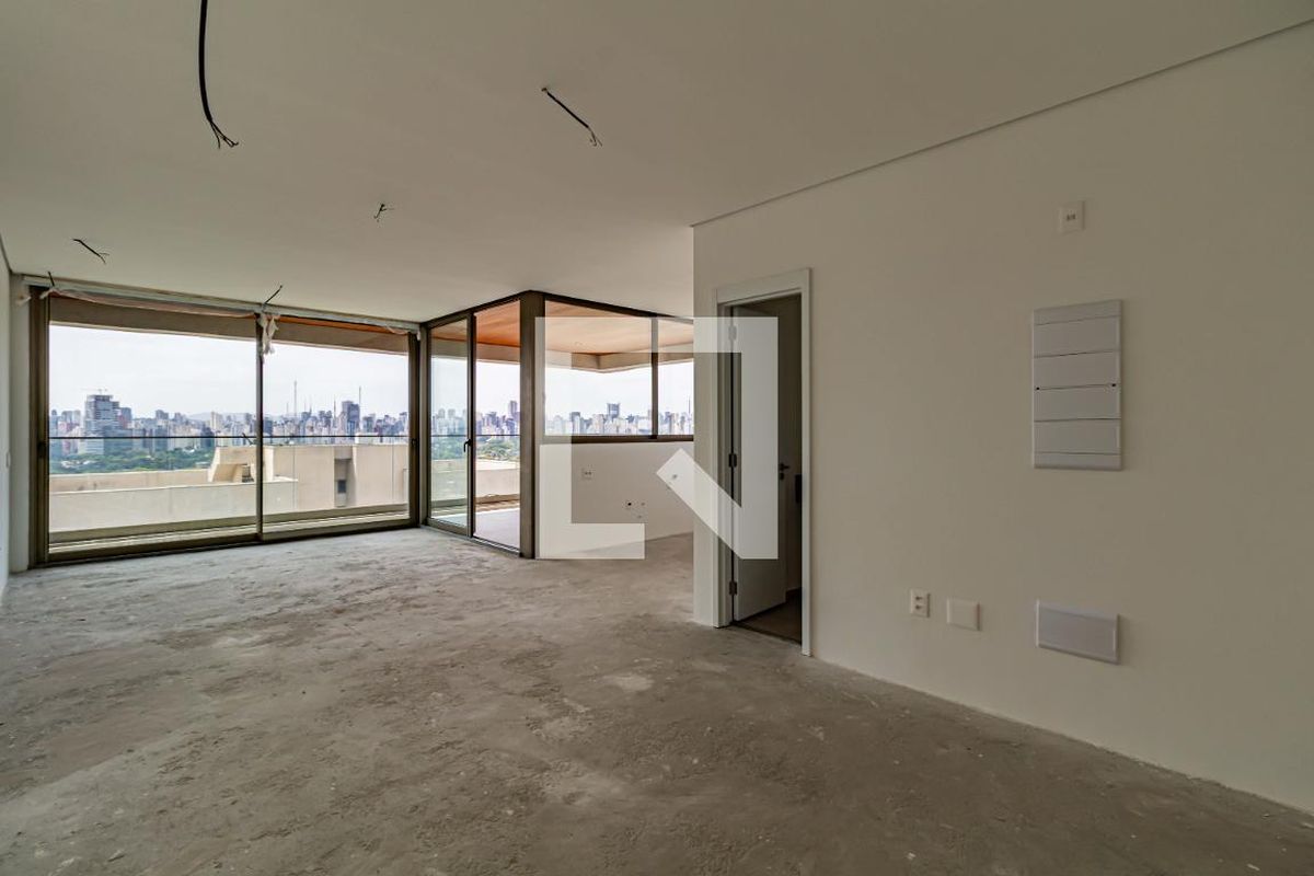 Apartamento, 3 quartos, 137 m² - Foto 2