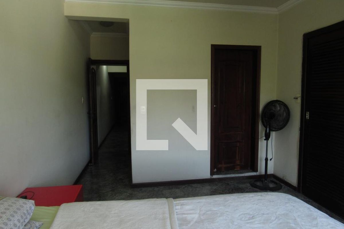 Casa, 3 quartos, 300 m² - Foto 43