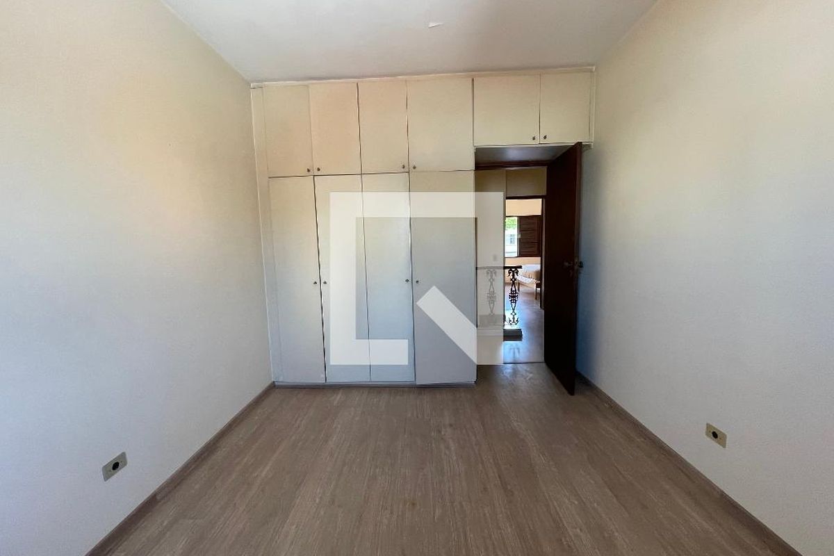 Casa, 3 quartos, 243 m² - Foto 27