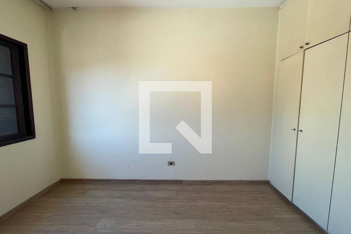Casa, 3 quartos, 243 m² - Foto 23
