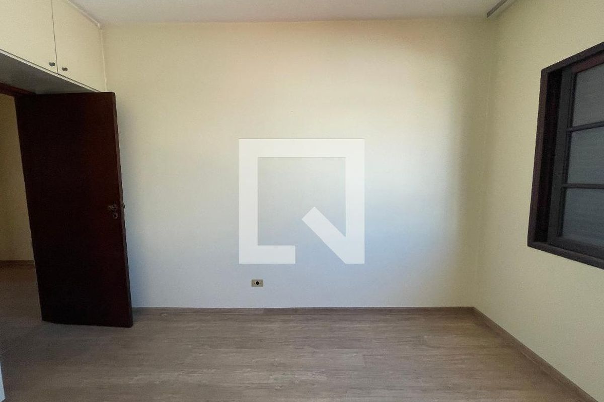 Casa, 3 quartos, 243 m² - Foto 29