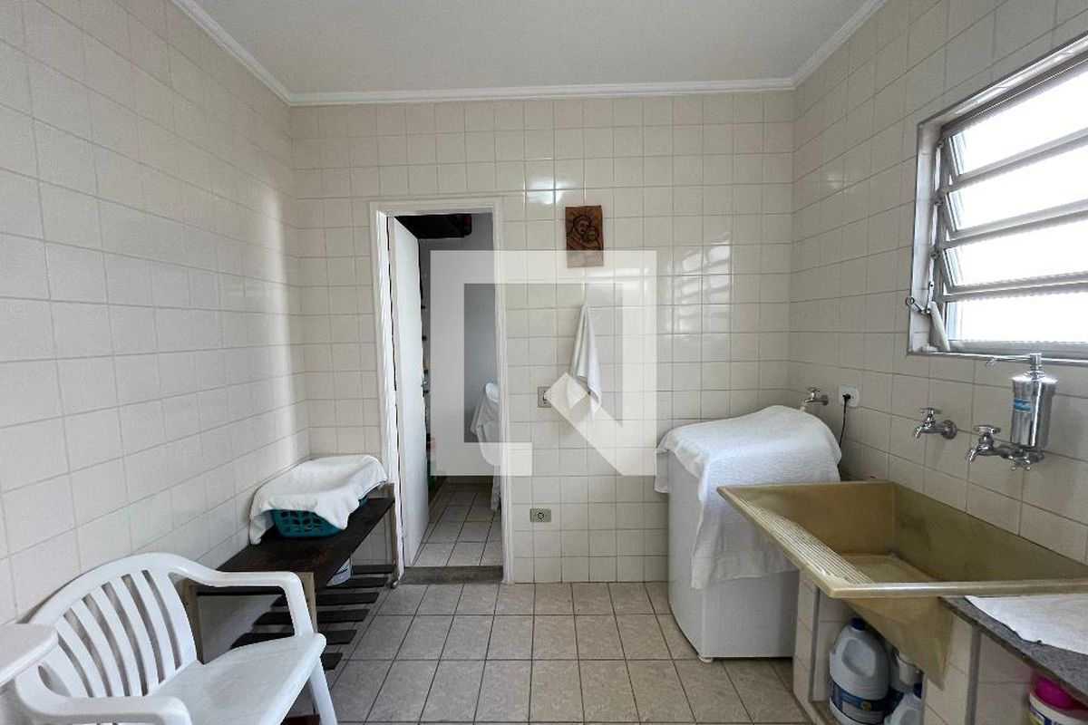 Casa, 3 quartos, 243 m² - Foto 89