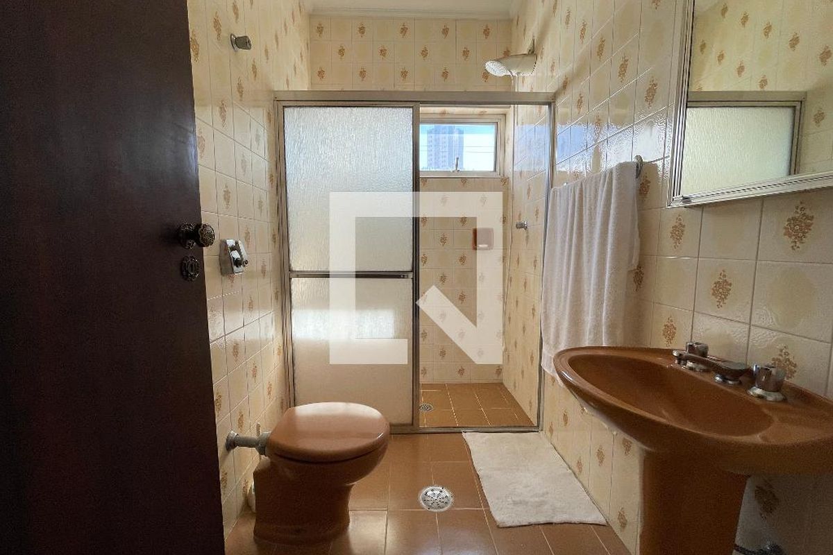 Casa, 3 quartos, 243 m² - Foto 57