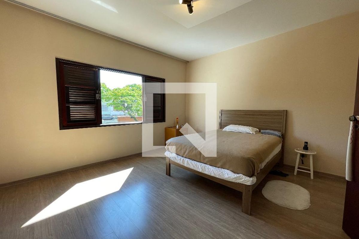 Casa, 3 quartos, 243 m² - Foto 43