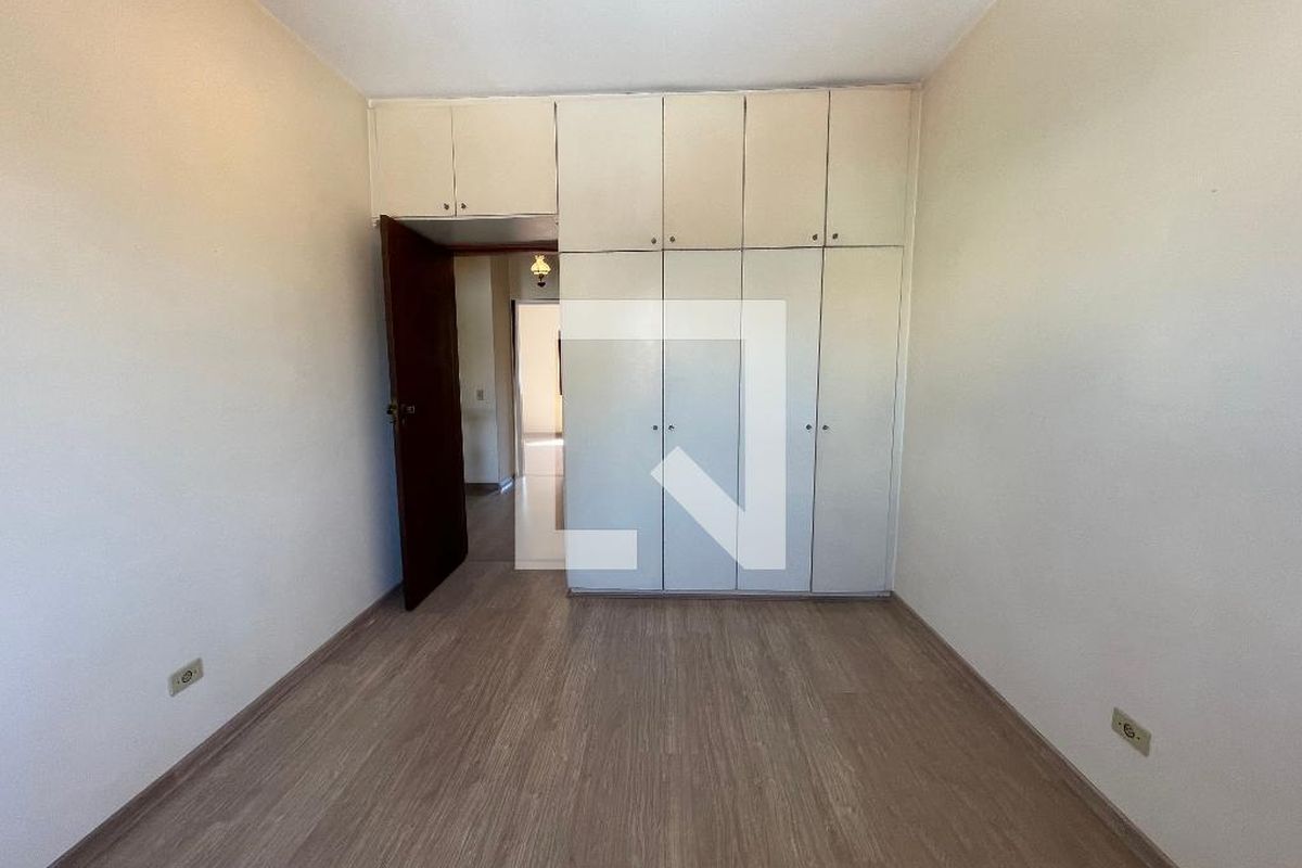 Casa, 3 quartos, 243 m² - Foto 37