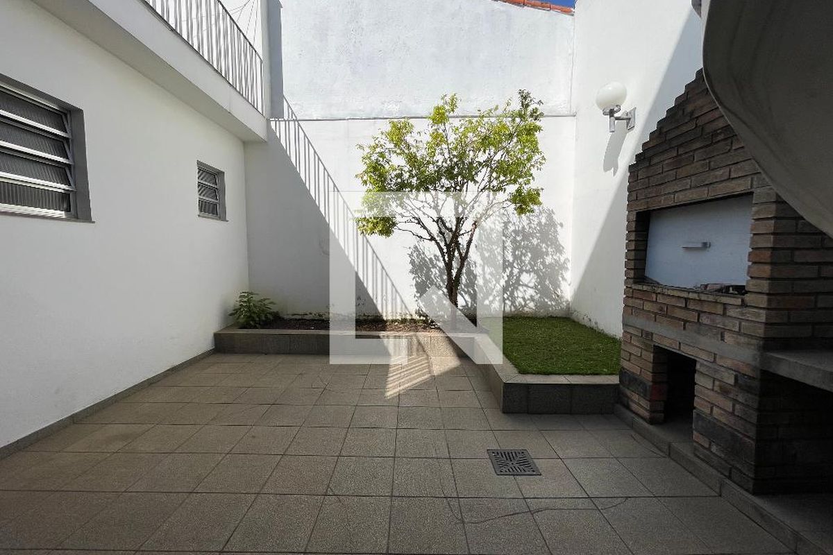 Casa, 3 quartos, 243 m² - Foto 113