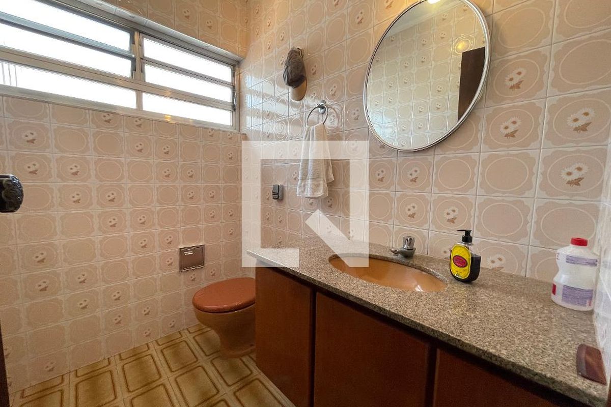 Casa, 3 quartos, 243 m² - Foto 13