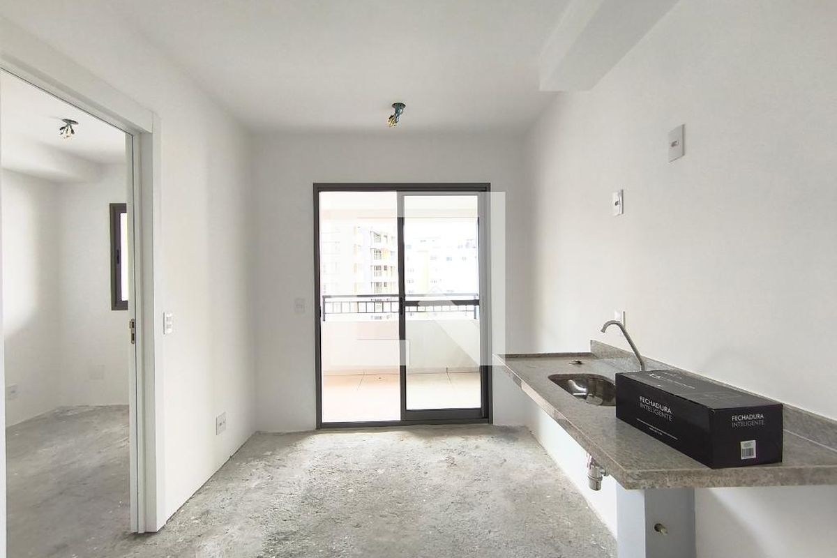 Apartamento, 1 quarto, 27 m² - Foto 2