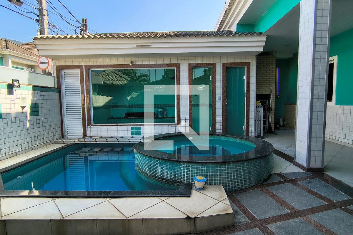 Casa, 3 quartos, 300 m² - Foto 108
