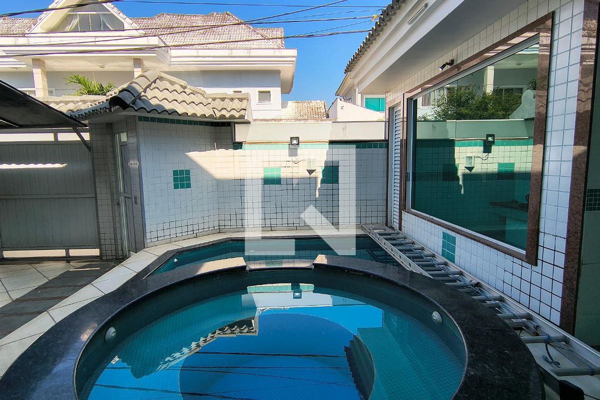 Casa, 3 quartos, 300 m² - Foto 106
