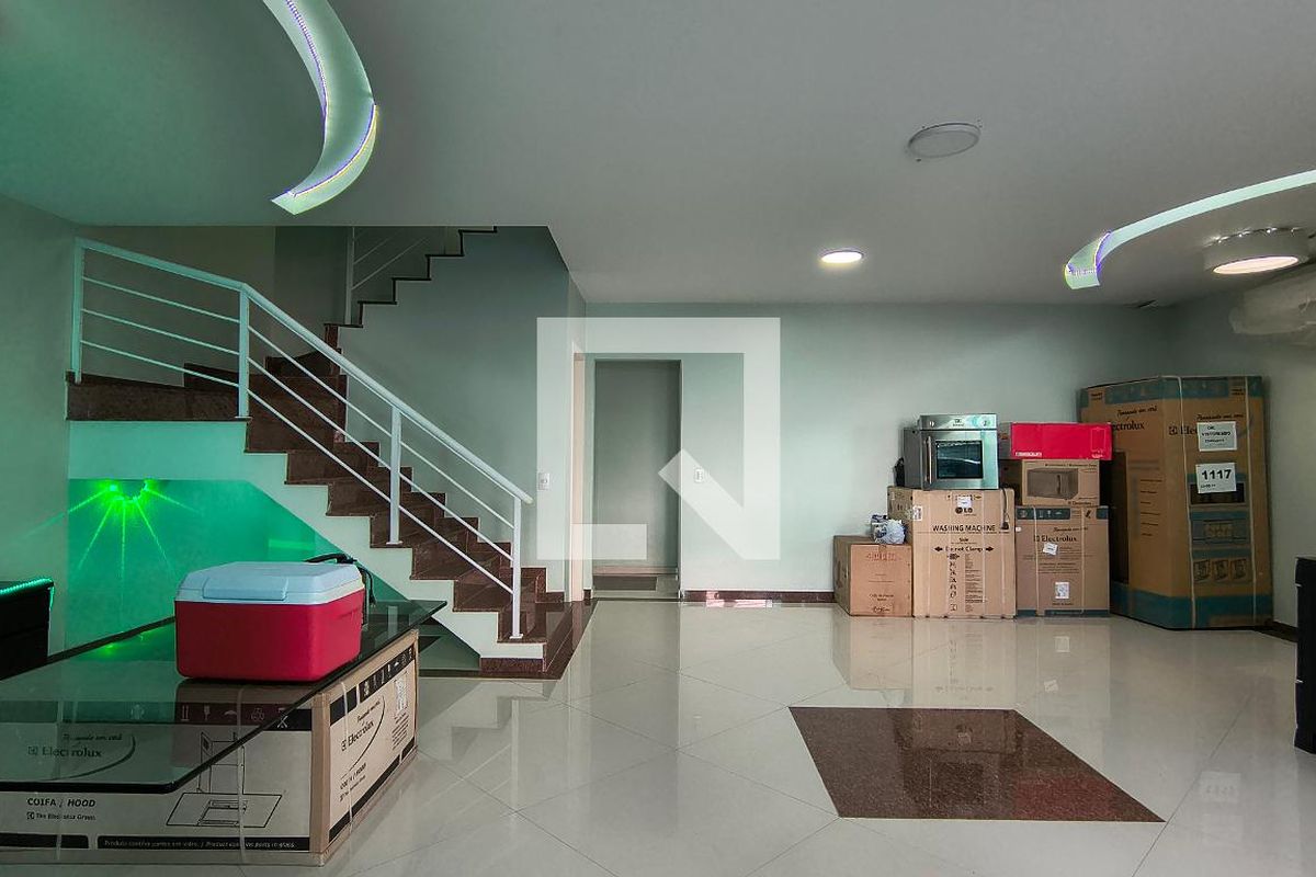 Casa, 3 quartos, 300 m² - Foto 2