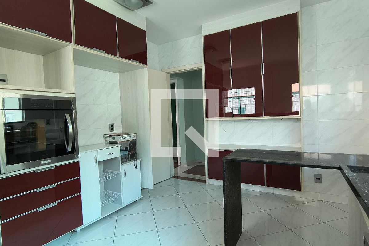 Casa, 3 quartos, 300 m² - Foto 80
