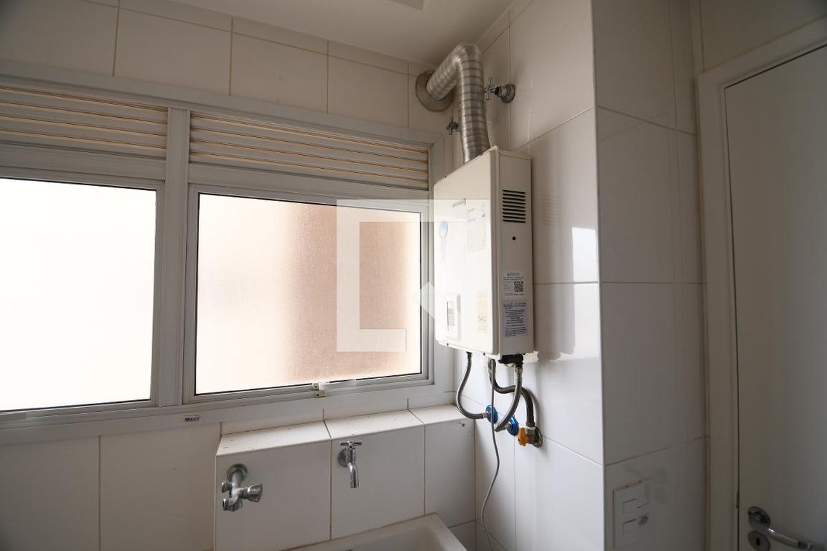 Apartamento à Venda - Lot. Alphaville Campinas, 3 Quartos,  137 m2 em , Campinas - sp | SoloBR