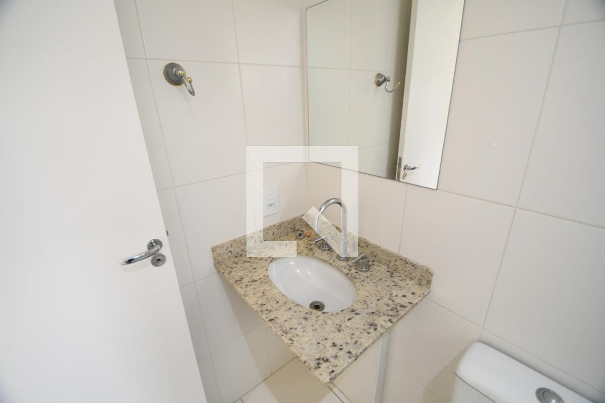 Apartamento à Venda - Lot. Alphaville Campinas, 3 Quartos,  137 m2 em , Campinas - sp | SoloBR