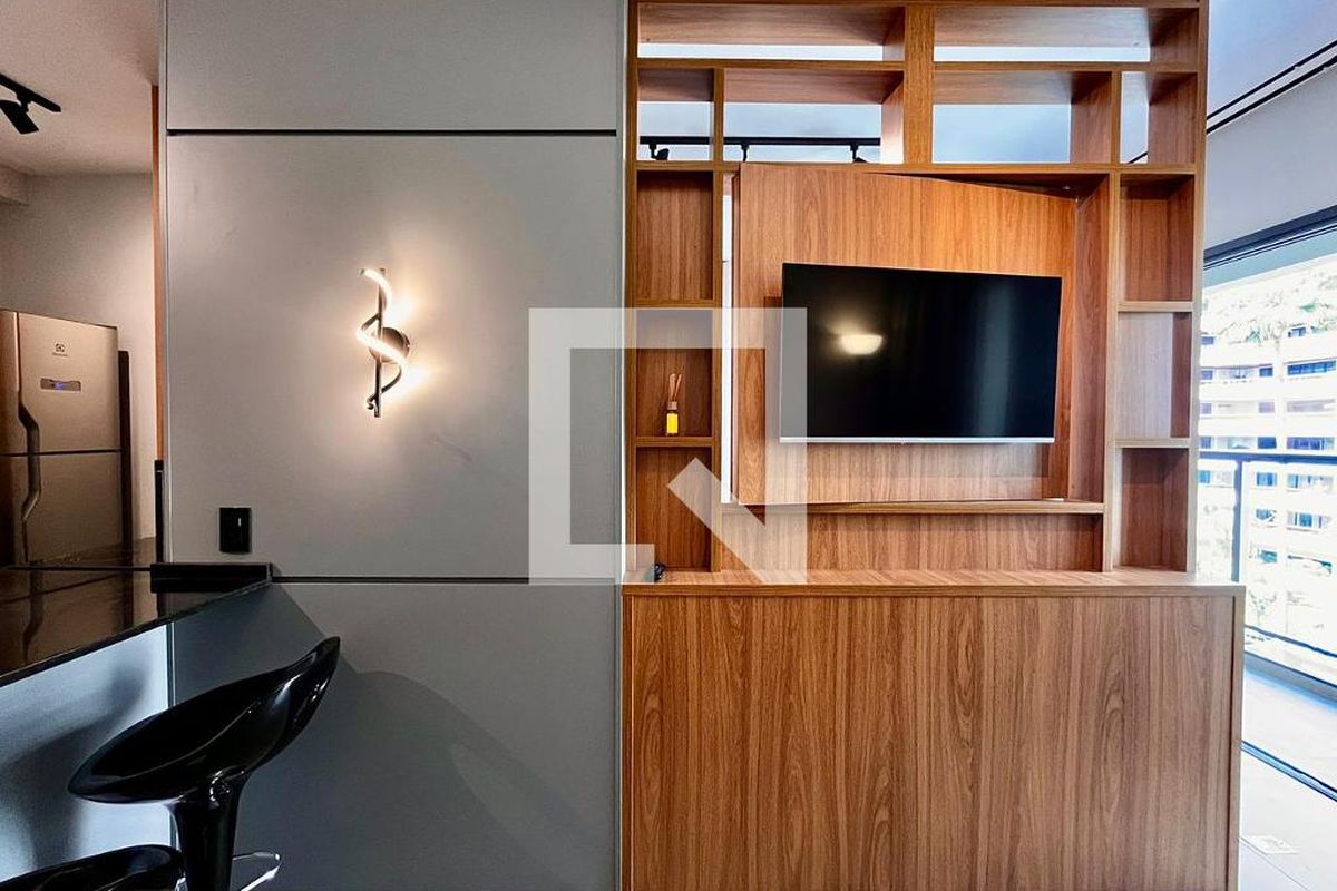 Apartamento à Venda - Cambuí, 1 Quarto,  40 m2 em , Campinas - sp | SoloBR