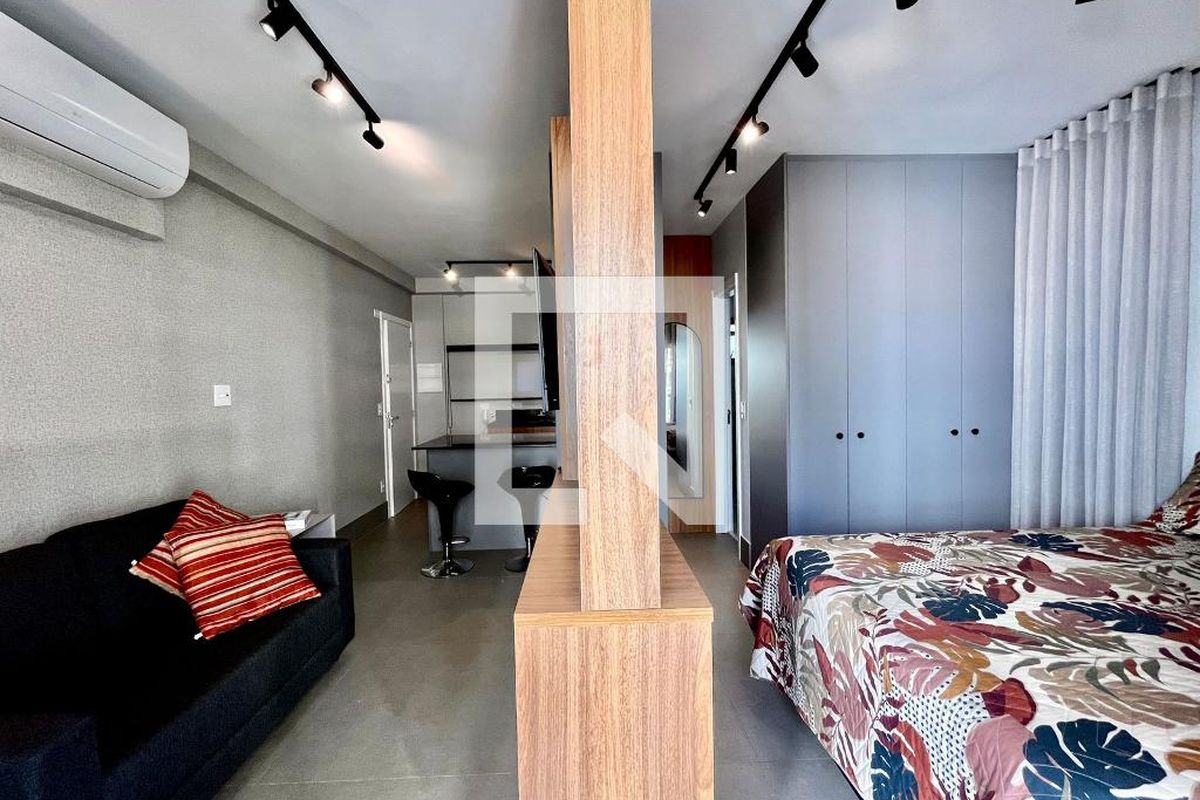 Apartamento à Venda - Cambuí, 1 Quarto,  40 m2 em , Campinas - sp | SoloBR