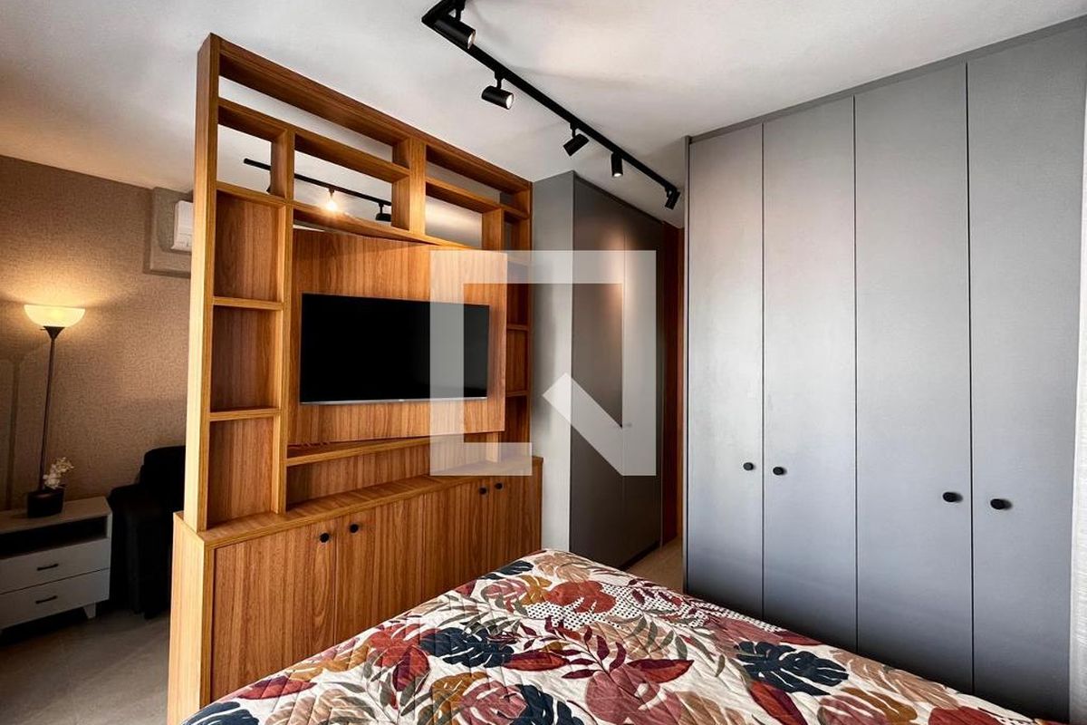 Apartamento à Venda - Cambuí, 1 Quarto,  40 m2 em , Campinas - sp | SoloBR