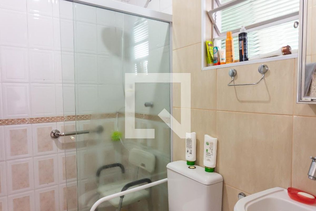 Casa, 4 quartos, 200 m² - Foto 48