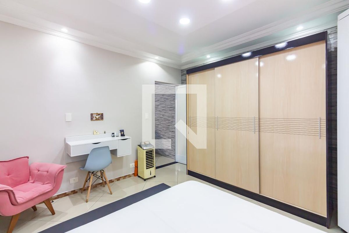Casa, 4 quartos, 200 m² - Foto 30