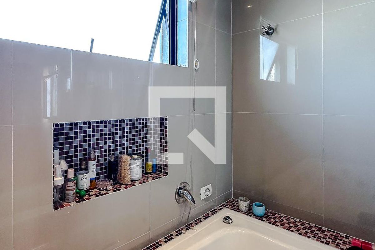 Casa, 6 quartos, 238 m² - Foto 111