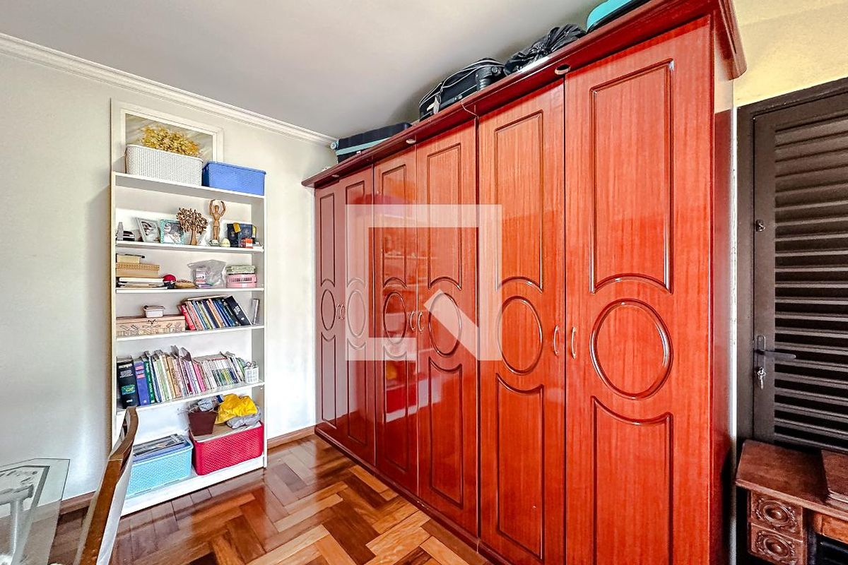 Casa, 6 quartos, 238 m² - Foto 21
