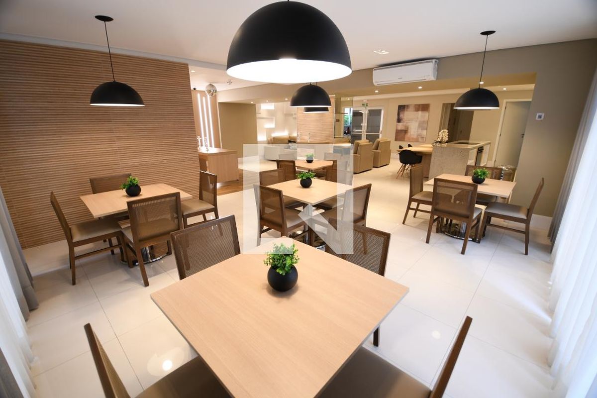 Apartamento à Venda - Bosque, 1 Quarto,  46 m2 em , Campinas - sp | SoloBR