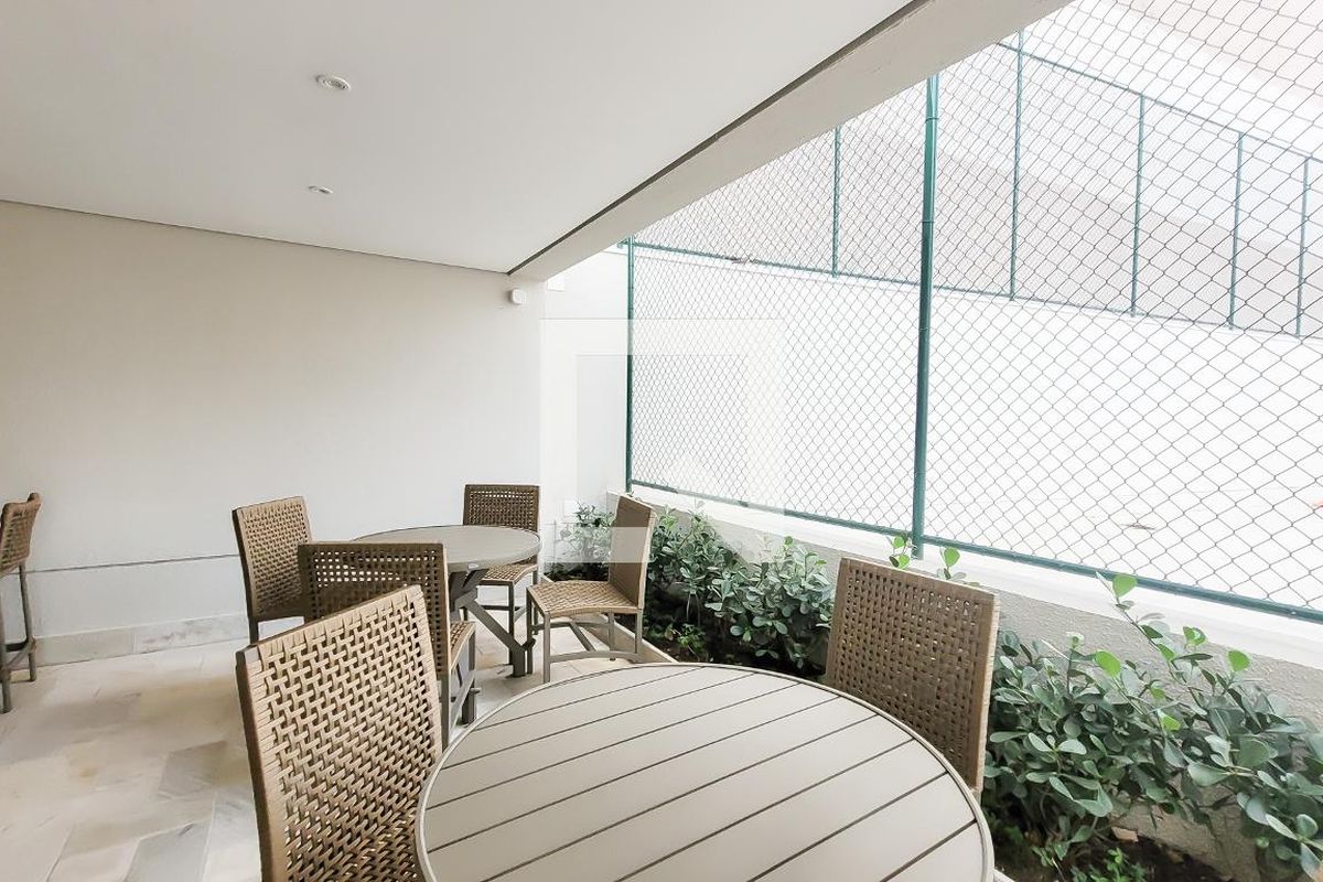 Apartamento à Venda - Bosque, 1 Quarto,  46 m2 em , Campinas - sp | SoloBR