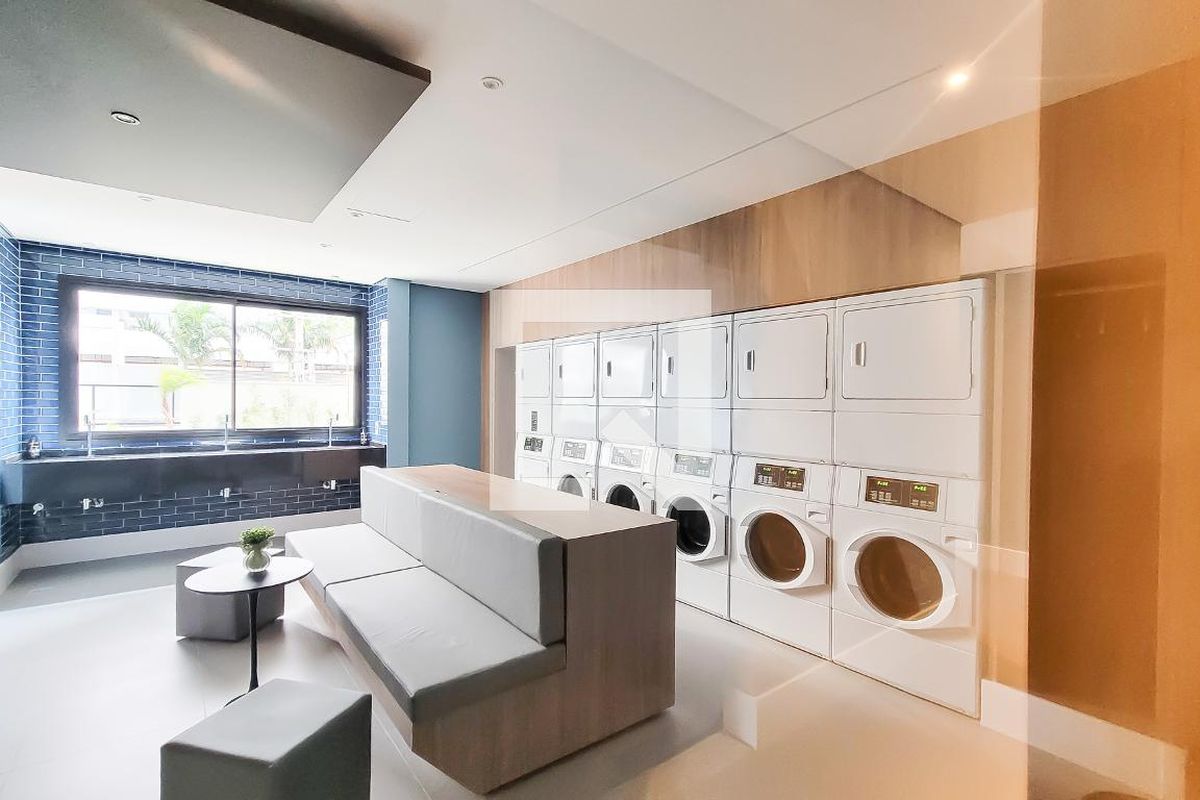 Apartamento à Venda - Bosque, 1 Quarto,  46 m2 em , Campinas - sp | SoloBR
