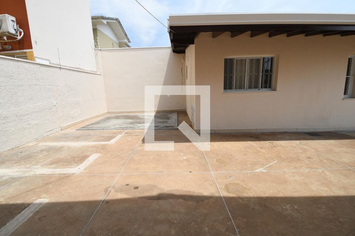 Casa à Venda - Barão Geraldo - Centro, 4 Quartos,  270 m2 em , Campinas - sp | SoloBR