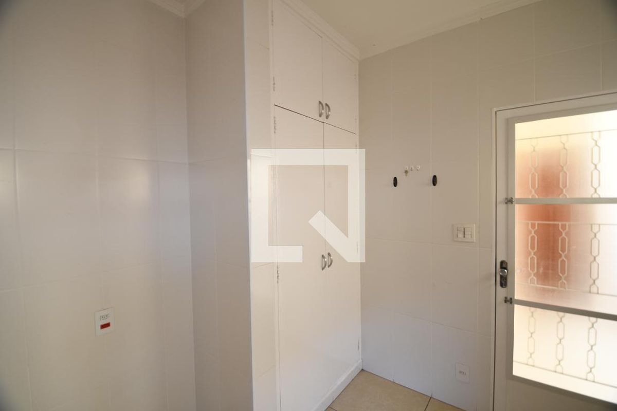 Casa à Venda - Barão Geraldo - Centro, 4 Quartos,  270 m2 em , Campinas - sp | SoloBR