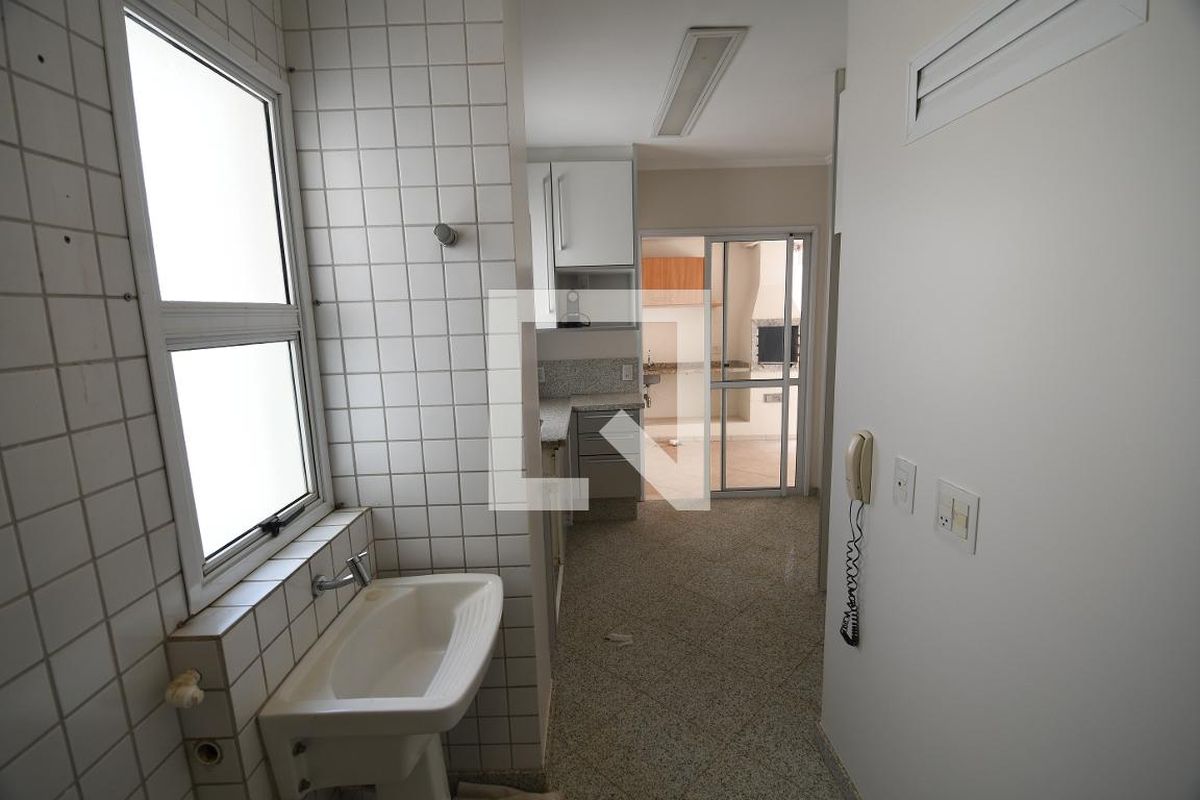 Apartamento à Venda - Mansões Santo Antônio, 3 Quartos,  186 m2 em , Campinas - sp | SoloBR