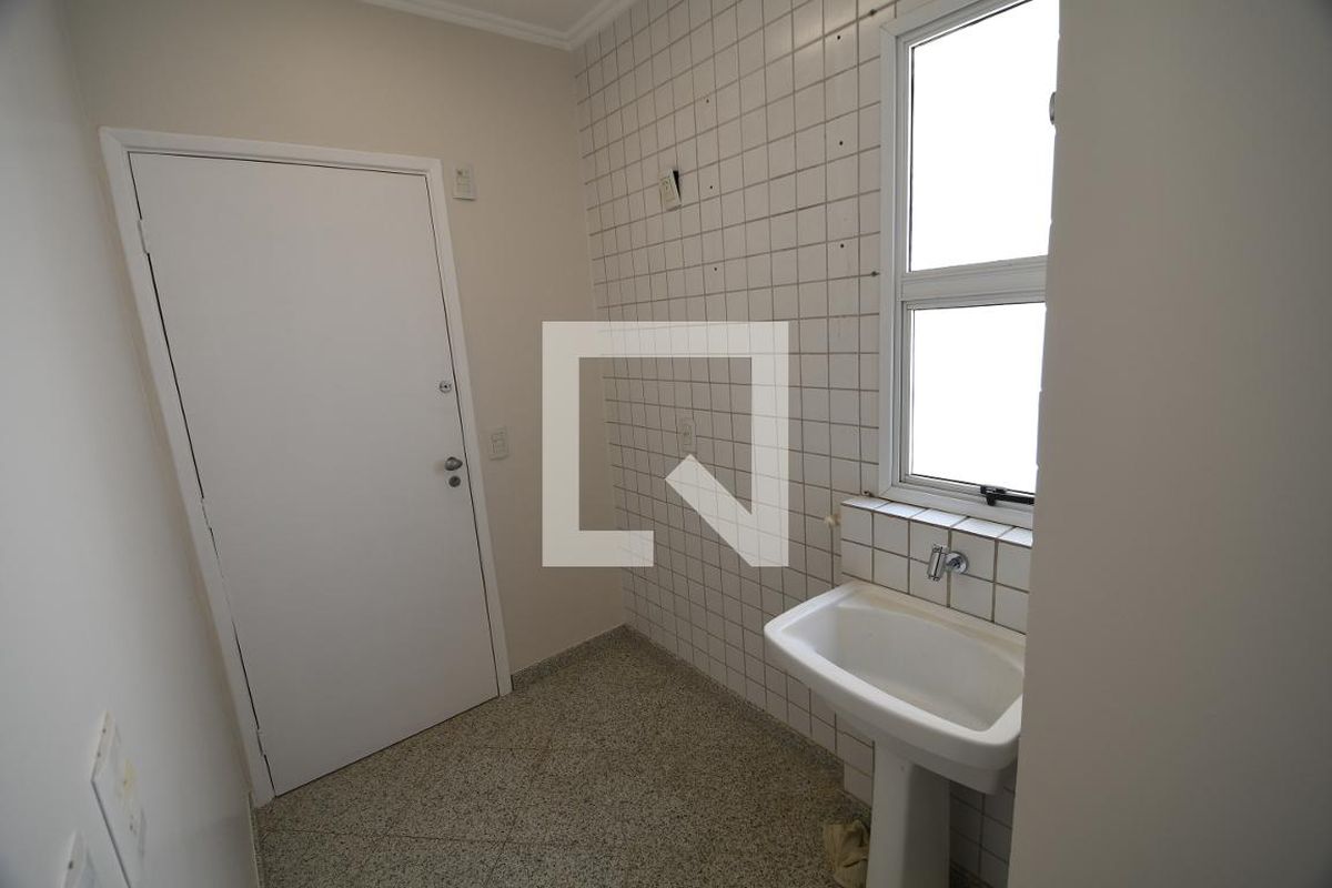 Apartamento à Venda - Mansões Santo Antônio, 3 Quartos,  186 m2 em , Campinas - sp | SoloBR