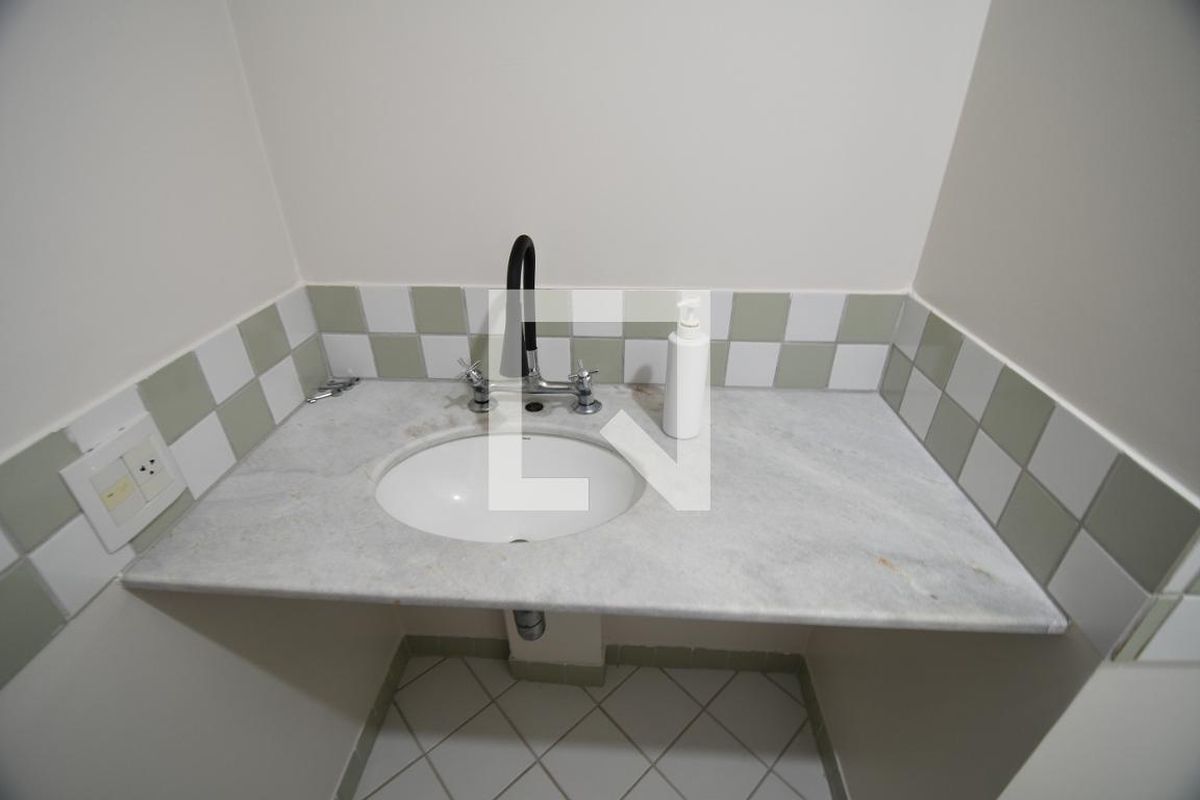 Apartamento à Venda - Mansões Santo Antônio, 3 Quartos,  186 m2 em , Campinas - sp | SoloBR