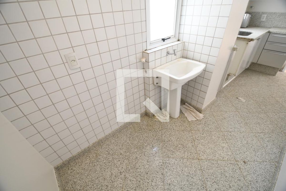 Apartamento à Venda - Mansões Santo Antônio, 3 Quartos,  186 m2 em , Campinas - sp | SoloBR