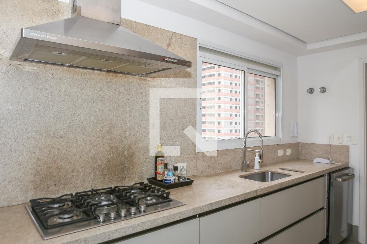 Apartamento, 3 quartos, 200 m² - Foto 102