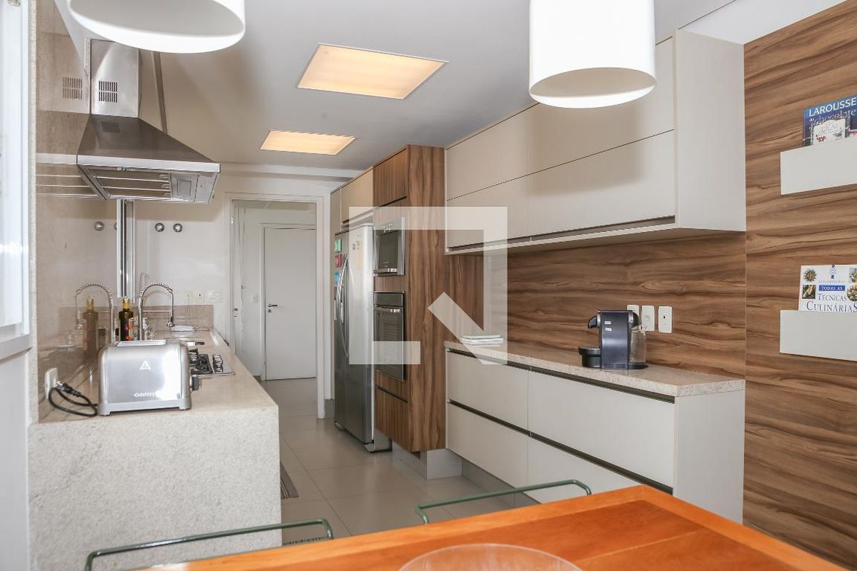 Apartamento, 3 quartos, 200 m² - Foto 98