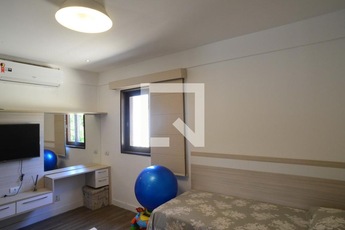 Casa, 4 quartos, 675 m² - Foto 100