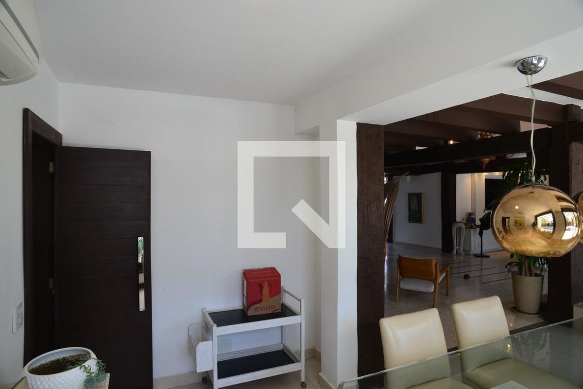 Casa, 4 quartos, 675 m² - Foto 24