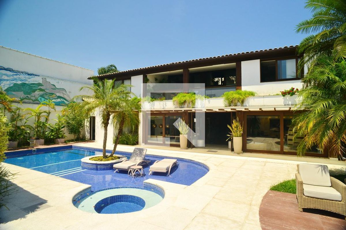 Casa, 4 quartos, 675 m² - Foto 228