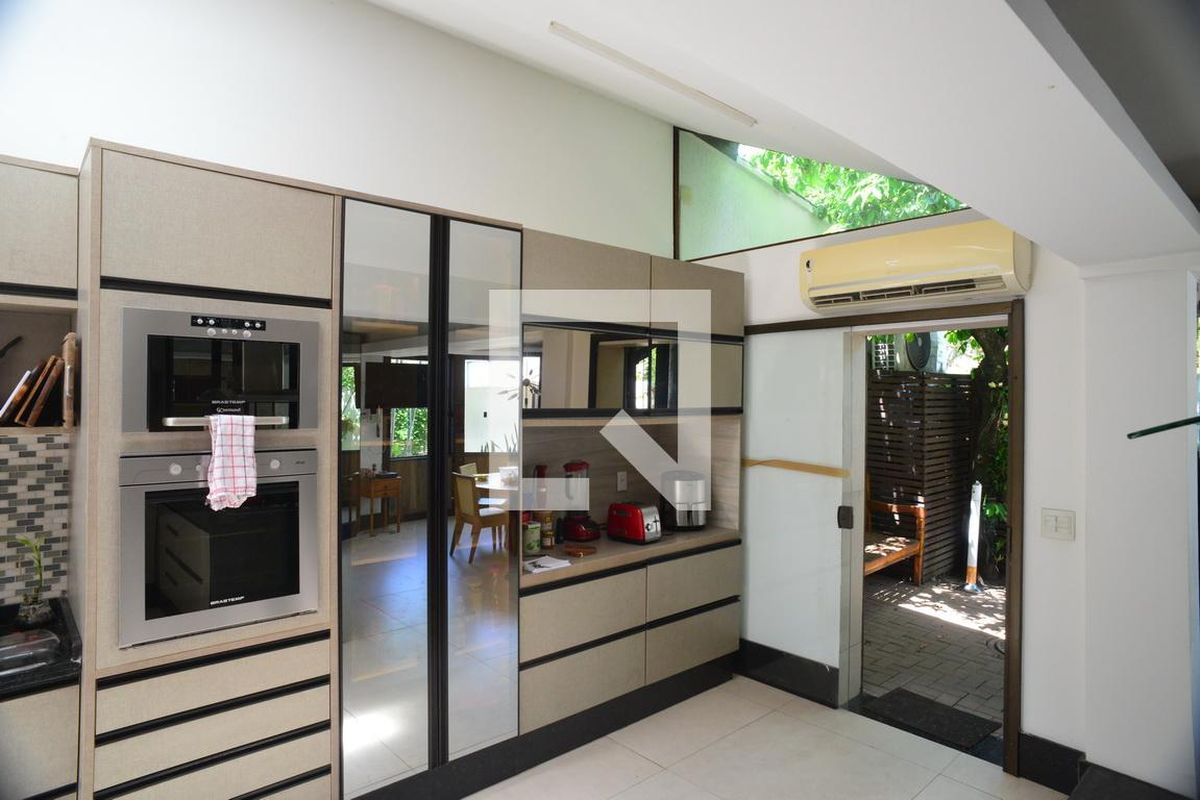 Casa, 4 quartos, 675 m² - Foto 158