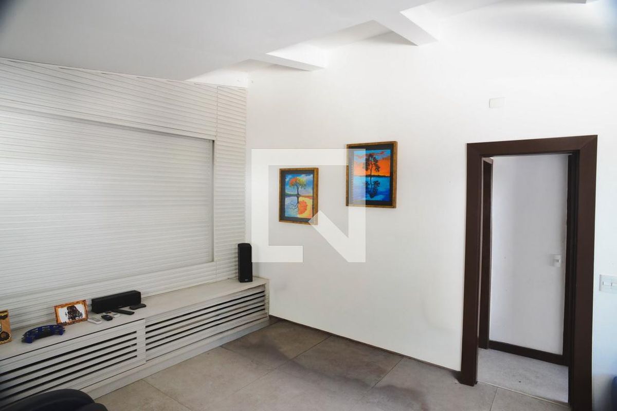 Casa, 4 quartos, 675 m² - Foto 40