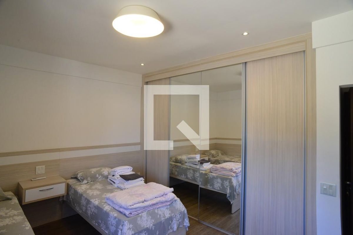 Casa, 4 quartos, 675 m² - Foto 96