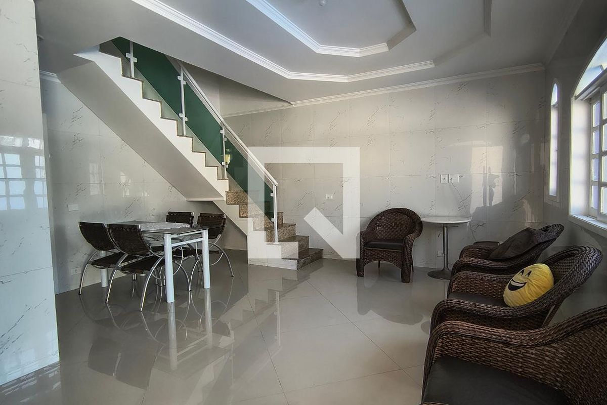 Casa, 3 quartos, 231 m² - Foto 2