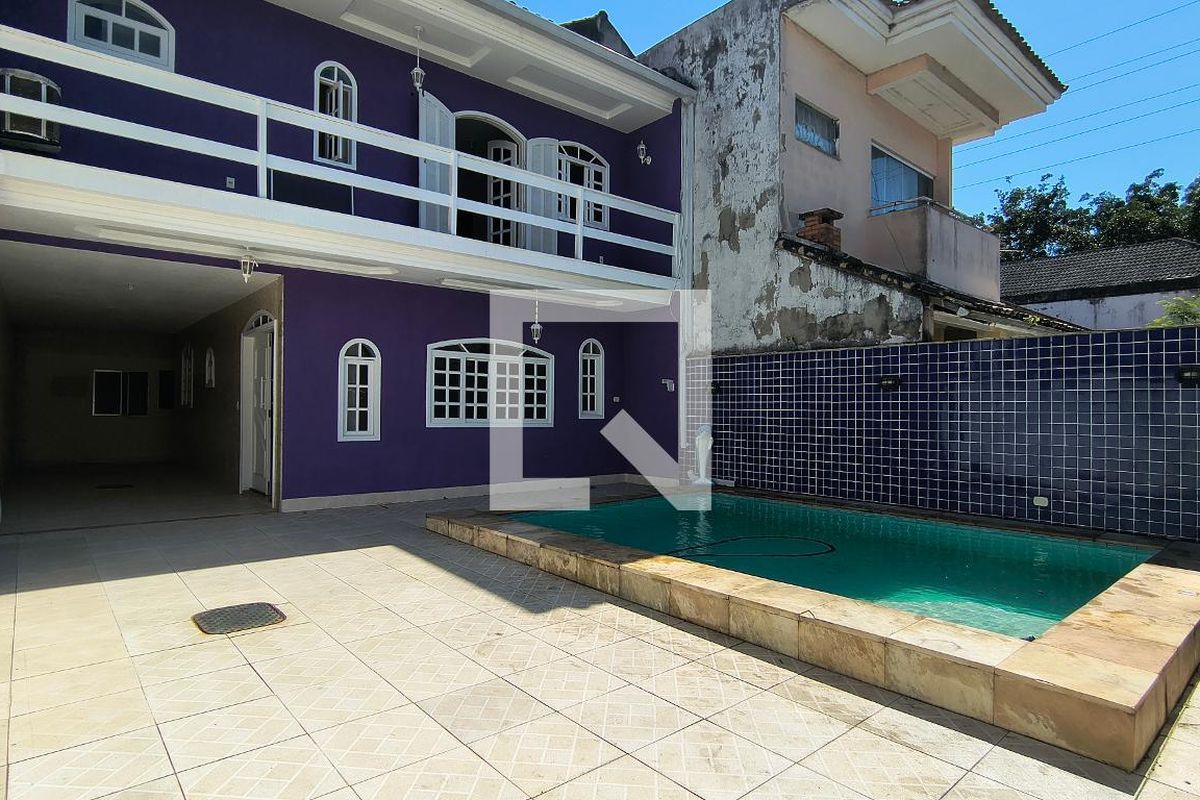 Casa, 3 quartos, 231 m² - Foto 52