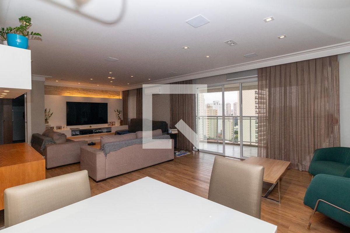 Apartamento, 3 quartos, 151 m² - Foto 2