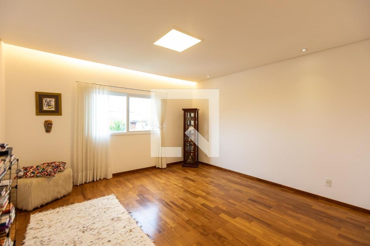 Casa à Venda - Lot. Alphaville Campinas, 5 Quartos,  482 m2 em , Campinas - sp | SoloBR